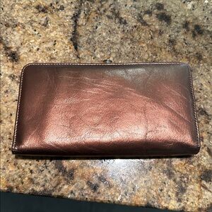 Hobo International clutch wallet, like new bronze
